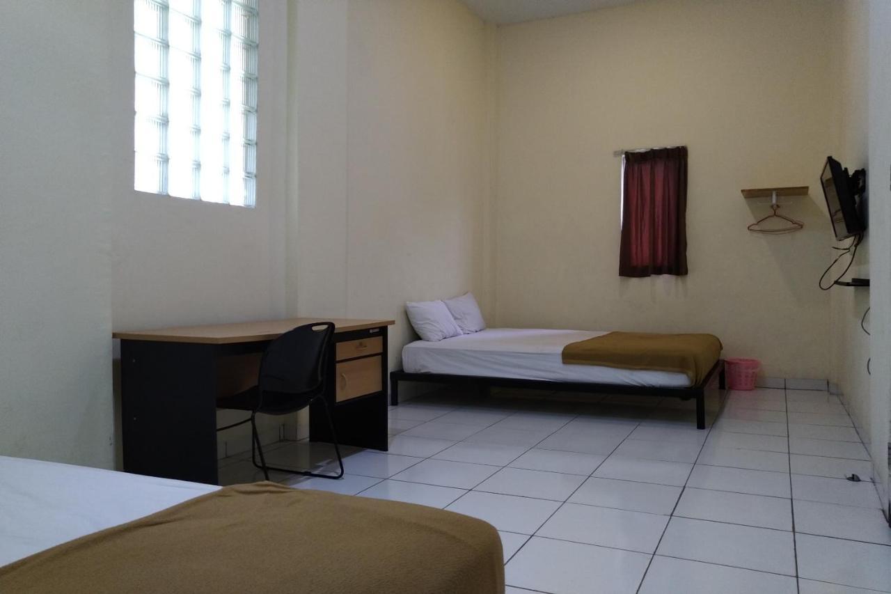 Oyo 3499 J8 Hotel Jambi Exteriér fotografie